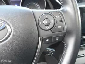 Toyota Auris thumbnail 27