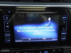 Toyota Auris thumbnail 32