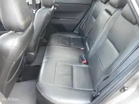 Toyota Auris thumbnail 7