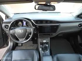 Toyota Auris thumbnail 9