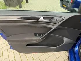 Volkswagen Golf thumbnail 12