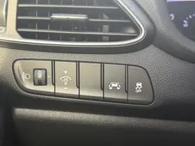 Hyundai i30 thumbnail 17