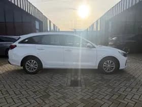 Hyundai i30 thumbnail 5