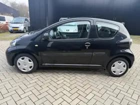 Toyota Aygo thumbnail 3