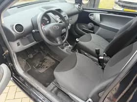 Toyota Aygo thumbnail 9