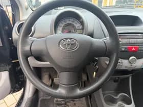 Toyota Aygo thumbnail 10