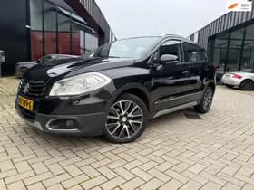 Suzuki SX4 S-Cross thumbnail 2