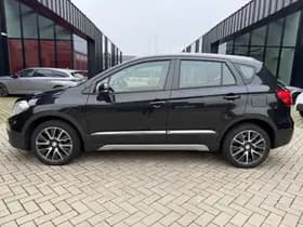 Suzuki SX4 S-Cross thumbnail 4