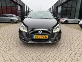 Suzuki SX4 S-Cross thumbnail 9