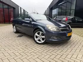 Opel Astra thumbnail 3