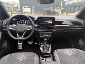 Volkswagen T-Roc thumbnail 11