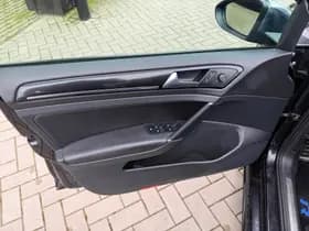 Volkswagen Golf thumbnail 12