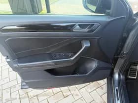 Volkswagen T-Roc thumbnail 11