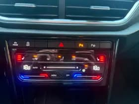 Volkswagen T-Roc thumbnail 20