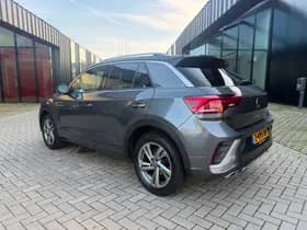 Volkswagen T-Roc thumbnail 5