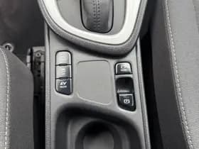 Toyota Yaris thumbnail 21