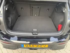 Volkswagen Golf thumbnail 26