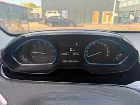 Peugeot 2008 thumbnail 12