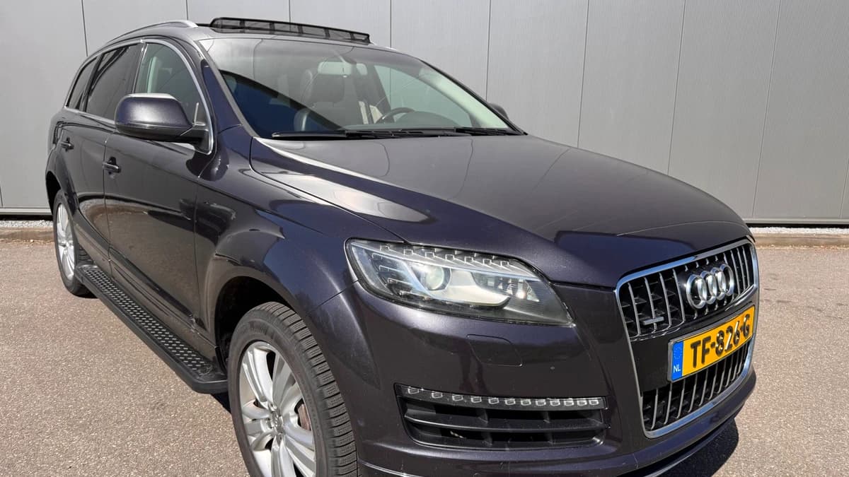 Audi Q7 — foto 1