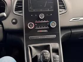 Renault Scénic thumbnail 8