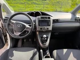 Toyota Verso thumbnail 9