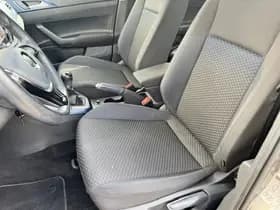 Volkswagen POLO thumbnail 8