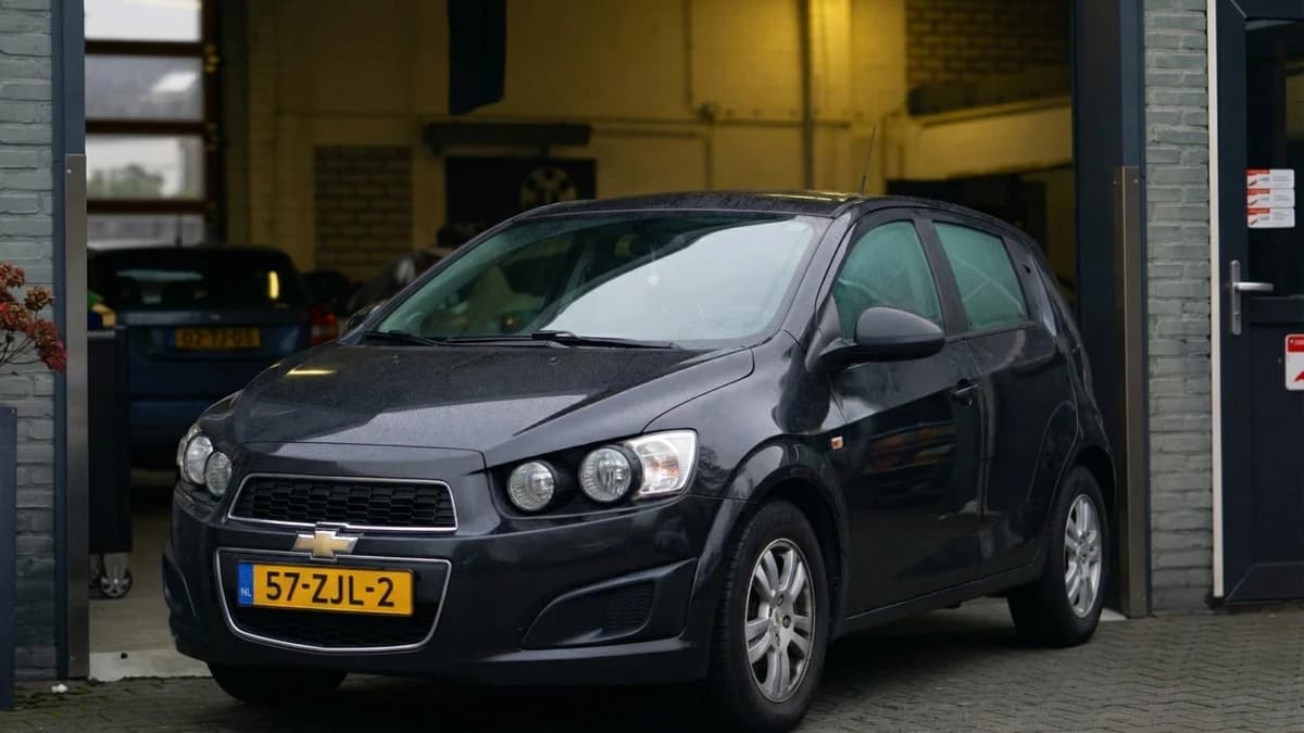 Chevrolet Aveo — foto 1