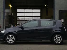 Chevrolet Aveo thumbnail 3