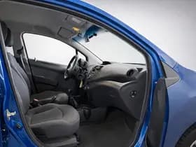 Chevrolet Spark thumbnail 31