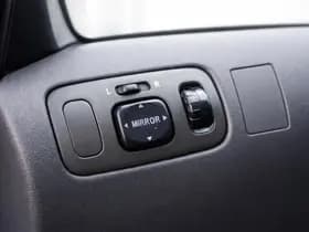 Toyota Yaris thumbnail 15