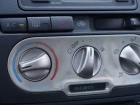 Toyota Yaris thumbnail 19