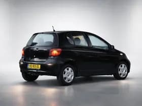 Toyota Yaris thumbnail 25