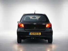 Toyota Yaris thumbnail 7