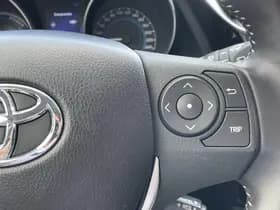 Toyota Auris thumbnail 12