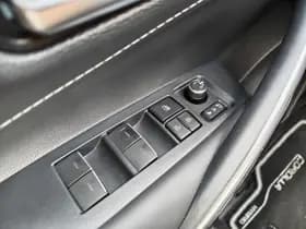 Toyota Corolla thumbnail 23