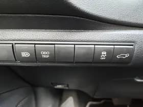 Toyota Corolla thumbnail 24