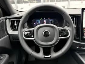 Volvo XC60 thumbnail 11