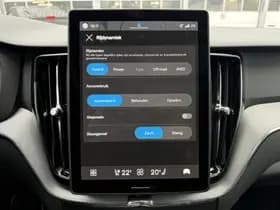Volvo XC60 thumbnail 25