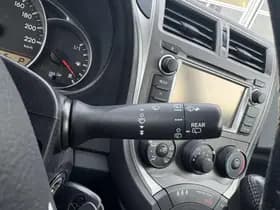Toyota Verso-S thumbnail 12