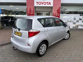 Toyota Verso-S thumbnail 4