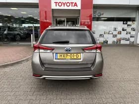 Toyota Auris thumbnail 7