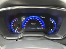 Toyota Corolla thumbnail 11