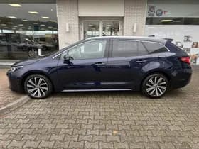 Toyota Corolla thumbnail 3