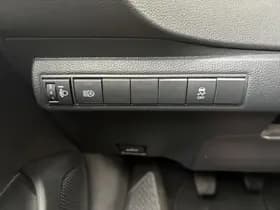 Toyota Corolla thumbnail 28