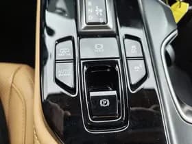 Lexus NX thumbnail 24