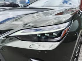 Lexus NX thumbnail 41