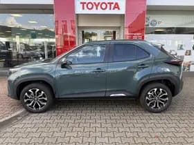 Toyota Yaris Cross thumbnail 3