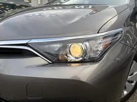 Toyota Auris thumbnail 32