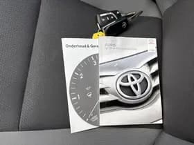 Toyota Auris thumbnail 37