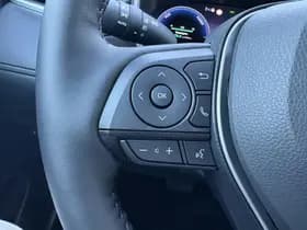 Toyota Corolla thumbnail 13
